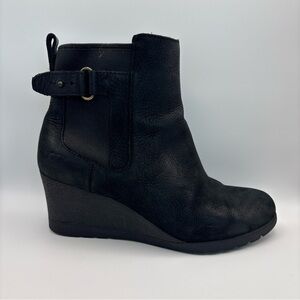 UGG Indra Waterproof Wedge Ankle Boots Black Leather Women's Size 6